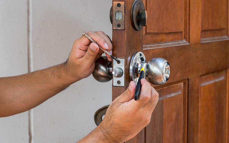  serrure porte Brunoy